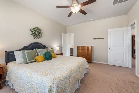 Tiny photo for 996 Crossing Drive, Bryan, TX 77803 (MLS # 26001363)