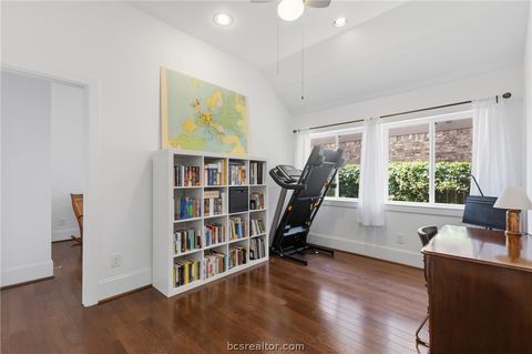 Tiny photo for 2521 Portland Avenue, College Station, TX 77845 (MLS # 26005276)