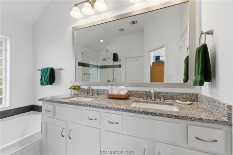 Tiny photo for 2521 Portland Avenue, College Station, TX 77845 (MLS # 26005276)