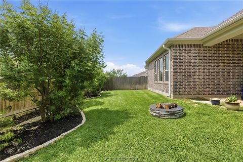 Tiny photo for 2521 Portland Avenue, College Station, TX 77845 (MLS # 26005276)