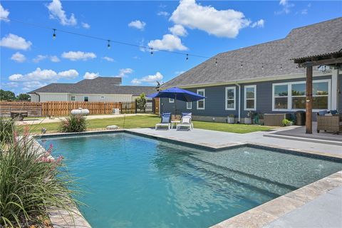 Tiny photo for 831 Mimosa Lane, Franklin, TX 77856 (MLS # 26009041)