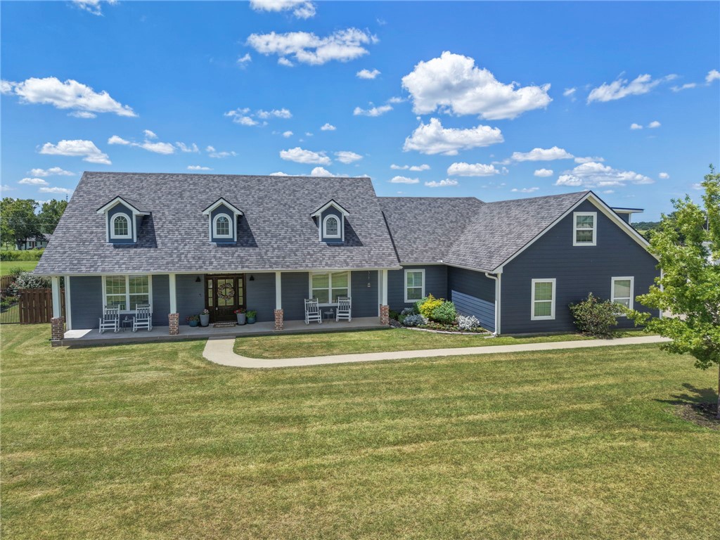 831 Mimosa Lane