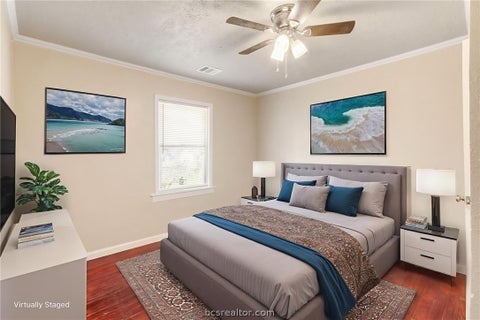 Tiny photo for 806 Walnut Street, Bryan, TX 77803 (MLS # 26011437)