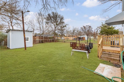 Tiny photo for 806 Walnut Street, Bryan, TX 77803 (MLS # 26011437)