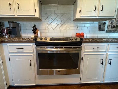 Tiny photo for 3801 Brockhampton Drive, Bryan, TX 77802 (MLS # 26000029)