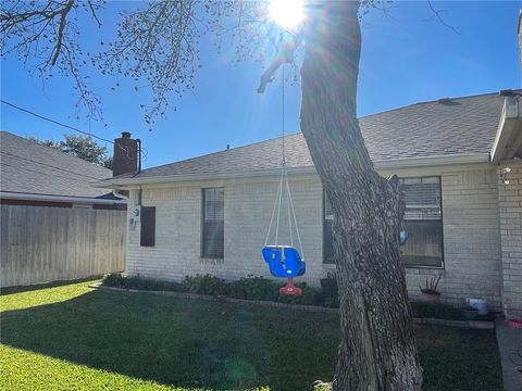 Tiny photo for 3801 Brockhampton Drive, Bryan, TX 77802 (MLS # 26000029)