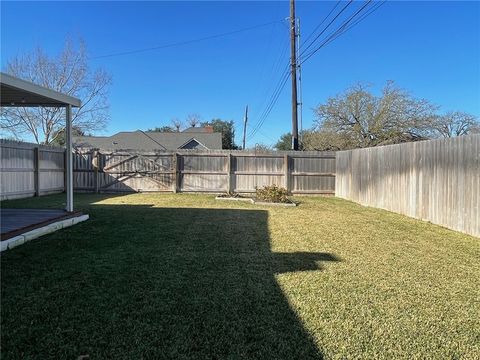 Tiny photo for 3801 Brockhampton Drive, Bryan, TX 77802 (MLS # 26000029)