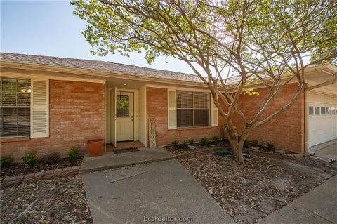 Photo of 1819 Leona Drive, College Station, TX 77840 (MLS # 26010871)