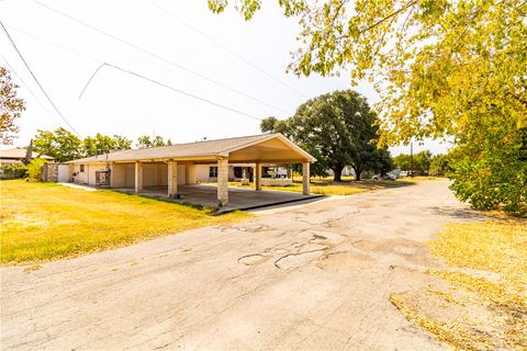 Photo of 1214 Bittle Lane, Bryan, TX 77801 (MLS # 26004832)