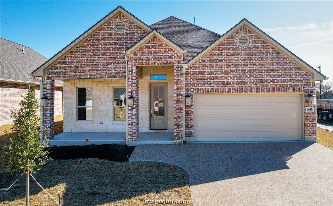 Bryan, Texas 77808, United States, 4 Bedrooms Bedrooms, ,3 BathroomsBathrooms,Residential,Active,61880