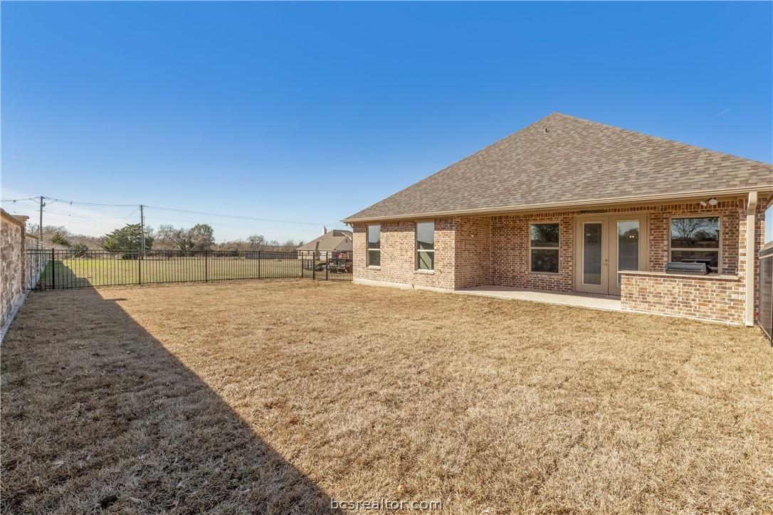 Bryan, Texas 77808, United States, 4 Bedrooms Bedrooms, ,3 BathroomsBathrooms,Residential,Active,61880
