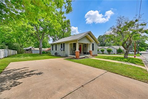 Tiny photo for 1500 Church Street, Brenham, TX 77833 (MLS # 26005660)