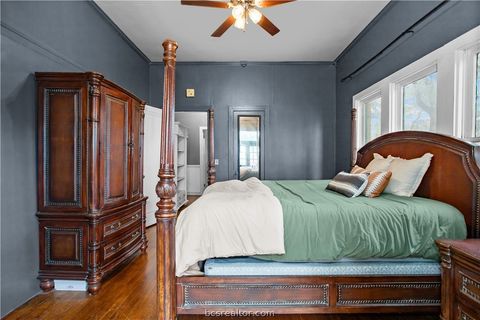 Tiny photo for 706 E Main Street, Madisonville, TX 77864 (MLS # 26001974)