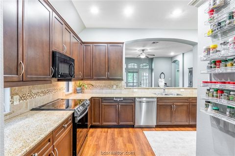 Tiny photo for 4437 Conquistador Circle, Bryan, TX 77807 (MLS # 26004046)