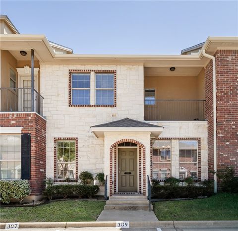 Photo of 309 Forest Drive, College Station, TX 77840 (MLS # 26003943)