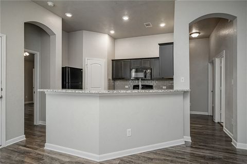 Tiny photo for 2004 Sorrento Court, Bryan, TX 77808 (MLS # 25011290)