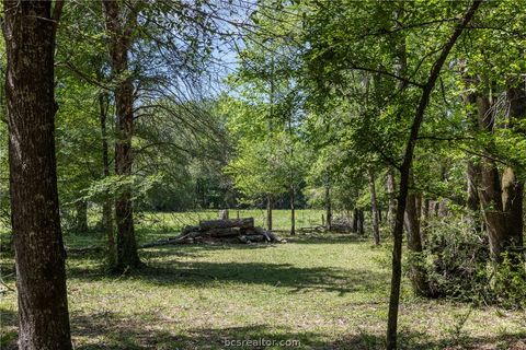 Tiny photo for 9832 Hawaii Lane, Midway, TX 75852 (MLS # 26005231)