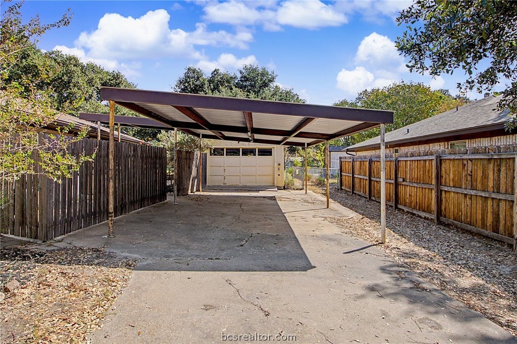 Photo of 1817 Medina Drive, College Station, TX 77840 (MLS # 26010502)
