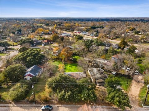 Tiny photo for 1302 N Sims Avenue, Bryan, TX 77803 (MLS # 25013304)