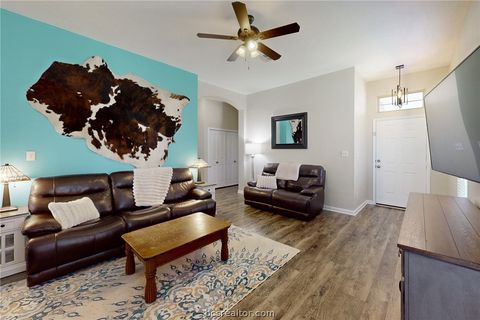 Tiny photo for 2071 Positano Loop, Bryan, TX 77808 (MLS # 26005809)