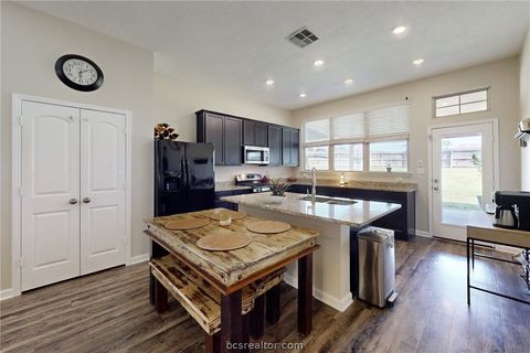 Tiny photo for 2071 Positano Loop, Bryan, TX 77808 (MLS # 26005809)