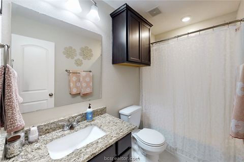 Tiny photo for 2071 Positano Loop, Bryan, TX 77808 (MLS # 26005809)