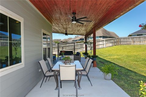 Tiny photo for 2071 Positano Loop, Bryan, TX 77808 (MLS # 26005809)