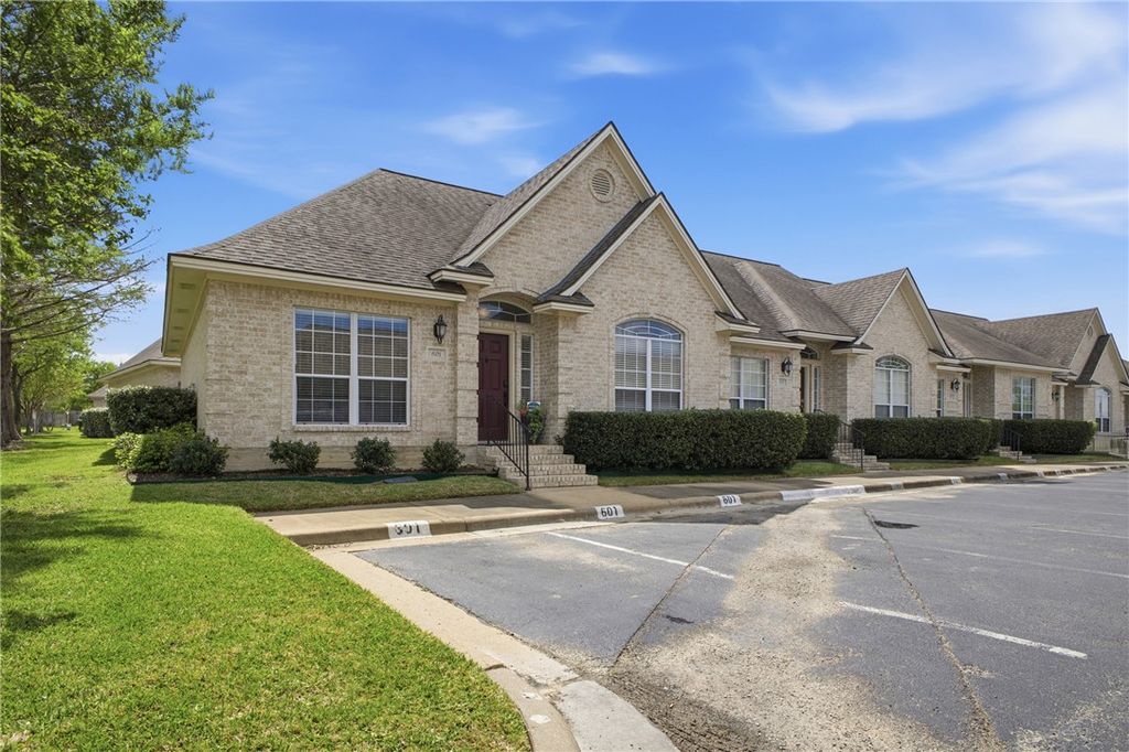 Photo of 601 Fraternity Row, College Station, TX 77845 (MLS # 26003946)