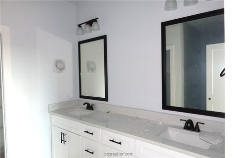 Tiny photo for 2010 Reagan Court, Bryan, TX 77802 (MLS # 25010771)