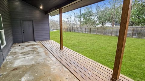 Tiny photo for 3803 Ridgewood Street, Bryan, TX 77801 (MLS # 26005404)