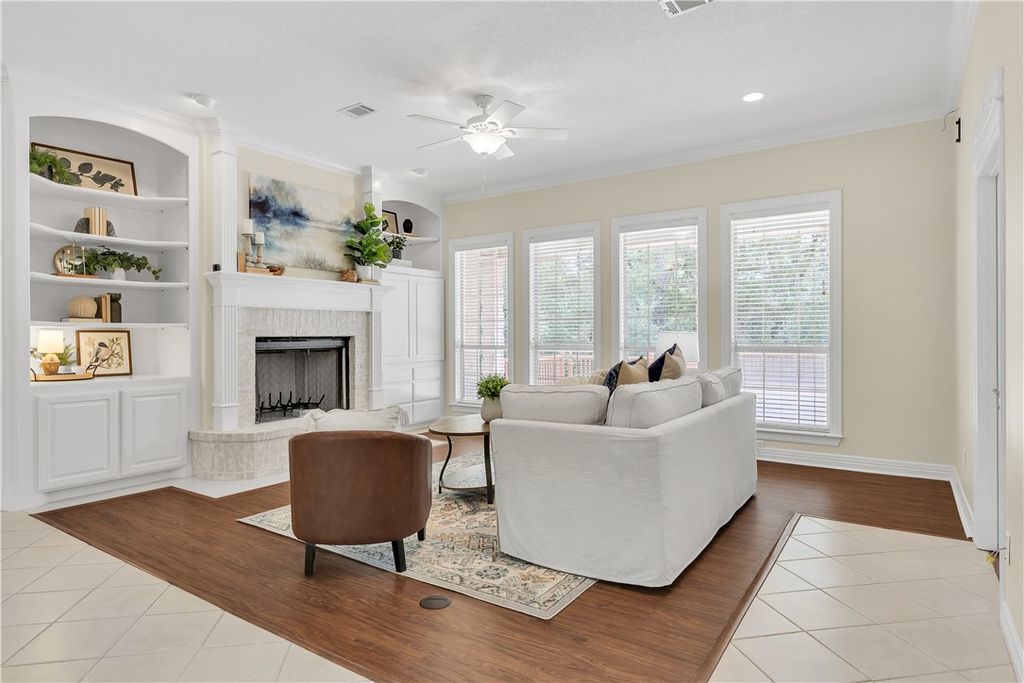 Photo of 5924 Wild Horse Run, College Station, TX 77845 (MLS # 25010035)