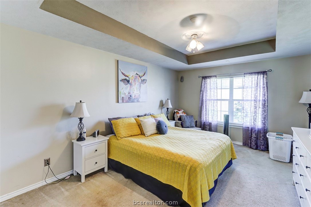 College Station, Texas 77845, United States, 4 Bedrooms Bedrooms, ,2 BathroomsBathrooms,Residential,Pending,58371