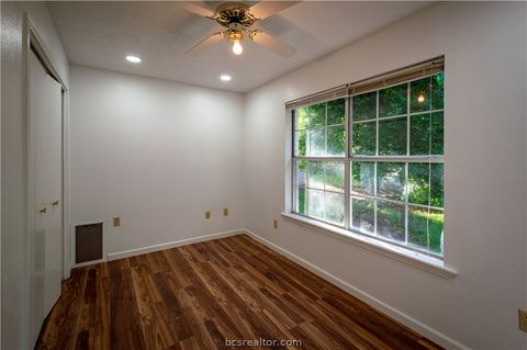 Tiny photo for 334 Fountain Lane, Hilltop Lakes, TX 77871 (MLS # 26007314)