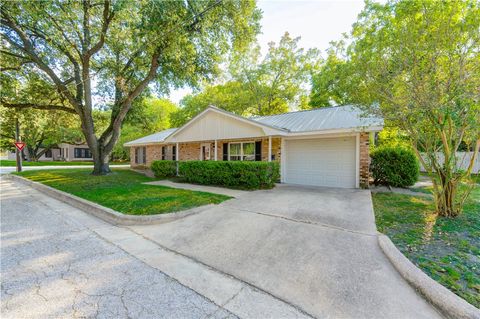 Tiny photo for 114 Wood Street, Navasota, TX 77868 (MLS # 25010303)
