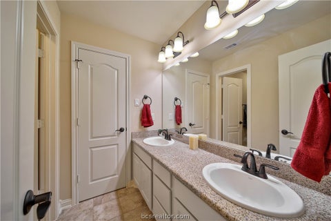 Tiny photo for 28946 Village Trail, Magnolia, TX 77355 (MLS # 26012180)