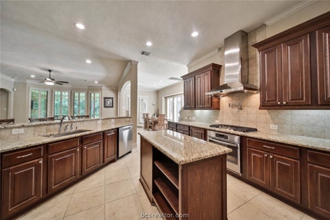 Tiny photo for 28946 Village Trail, Magnolia, TX 77355 (MLS # 26012180)