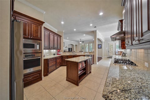 Tiny photo for 28946 Village Trail, Magnolia, TX 77355 (MLS # 26012180)