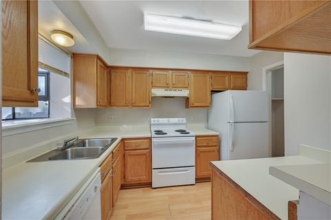 Tiny photo for 1904 Dartmouth Street #N3, College Station, TX 77840 (MLS # 26007230)