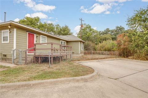 Tiny photo for 4311 Old College Rd, Bryan, TX 77801 (MLS # 26000418)