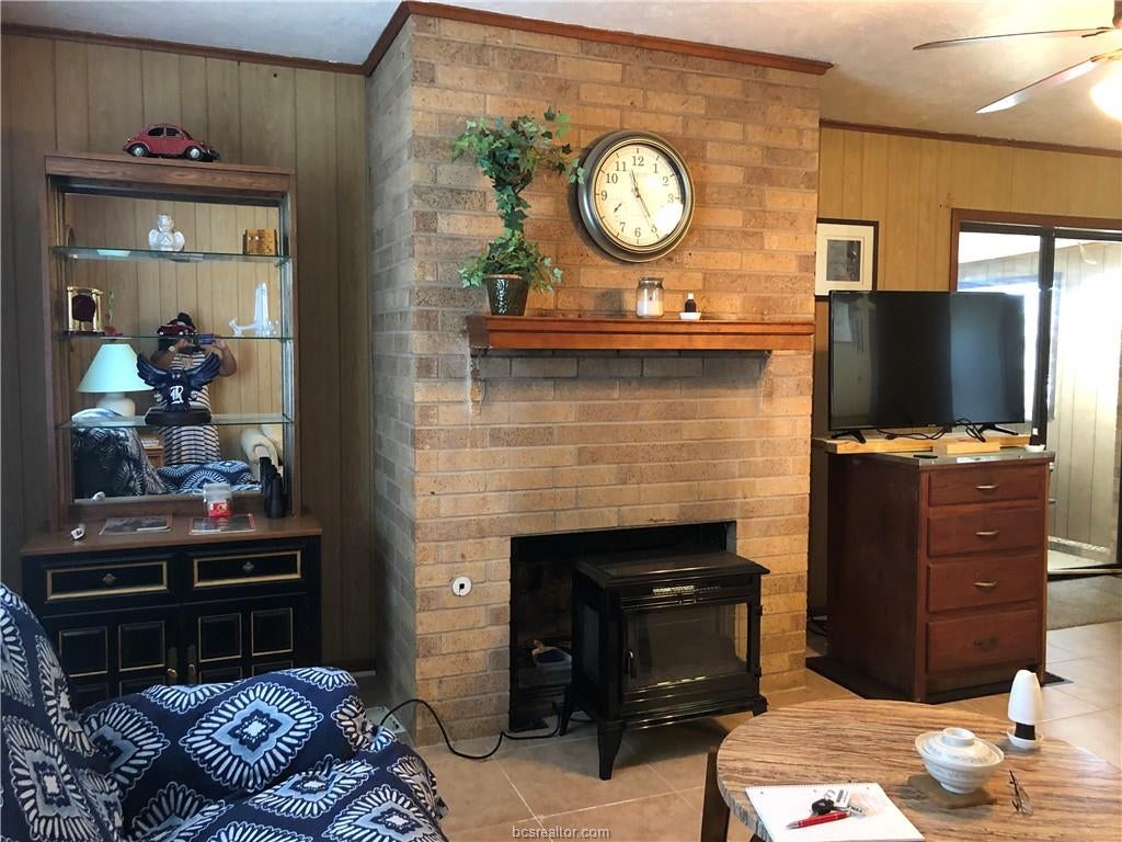 1088 County Road 221