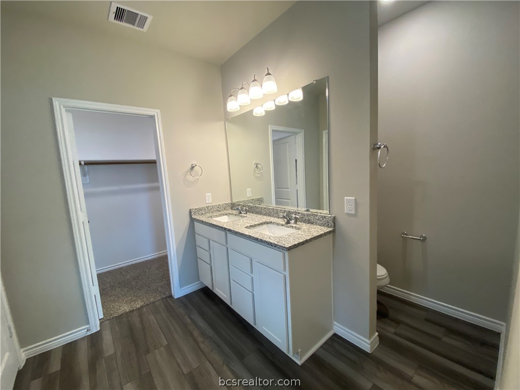 College Station, Texas 77845, United States, 3 Bedrooms Bedrooms, ,2 BathroomsBathrooms,Residential,Pending,56765