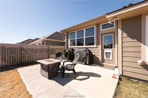Tiny photo for 2012 Kathryn Drive, Bryan, TX 77807 (MLS # 26001372)