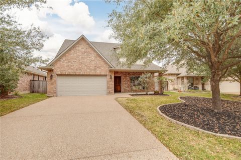 Photo of 2204 Carlisle Court, College Station, TX 77845 (MLS # 26000353)