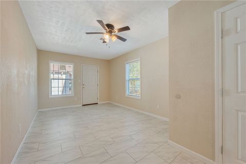 Tiny photo for 401 E Third Street, Hearne, TX 77859 (MLS # 25011010)