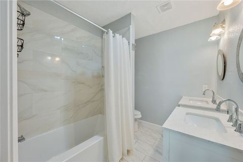 Tiny photo for 401 E Third Street, Hearne, TX 77859 (MLS # 25011010)