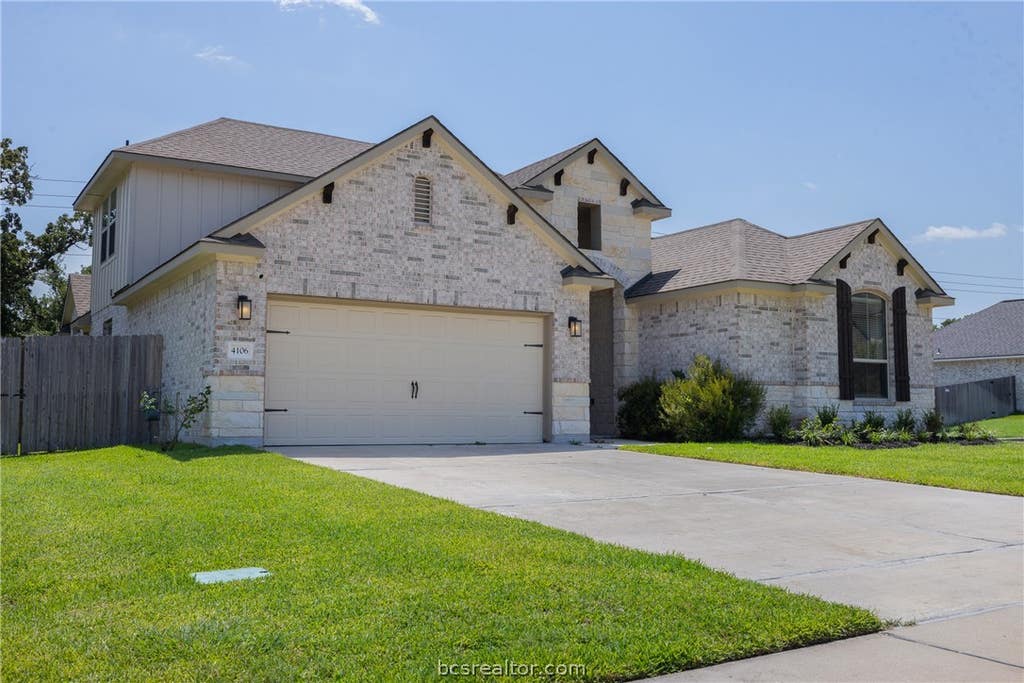 Photo of 4106 Wallaceshire Avenue Ave, College Station, TX 77845 (MLS # 26009352)