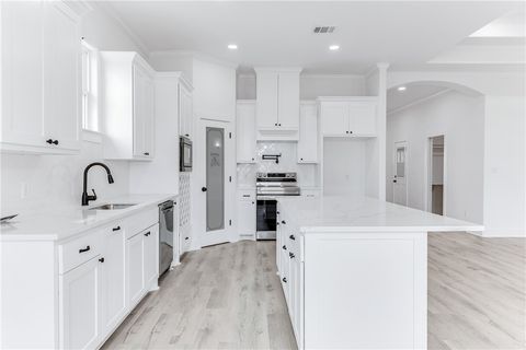 Tiny photo for 2102 Aleppo Court, Bryan, TX 77807 (MLS # 26001716)