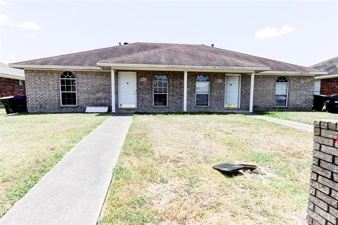 College Station, Texas 77840, United States, 3 Bedrooms Bedrooms, ,2 BathroomsBathrooms,Residential,Pending,180556