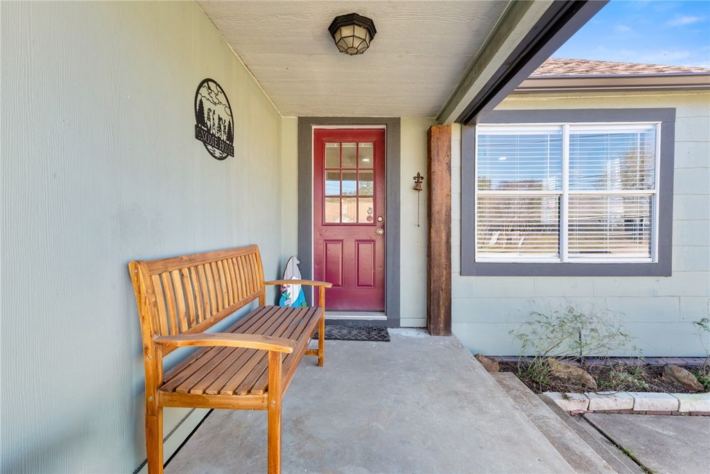 Photo of 1019 E 27th Street, Bryan, TX 77803 (MLS # 26001632)