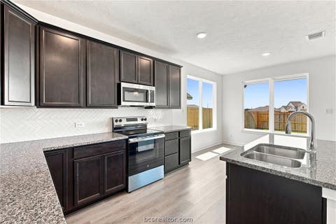 Tiny photo for 2519 Maskavich Court, Bryan, TX 77807 (MLS # 26010685)